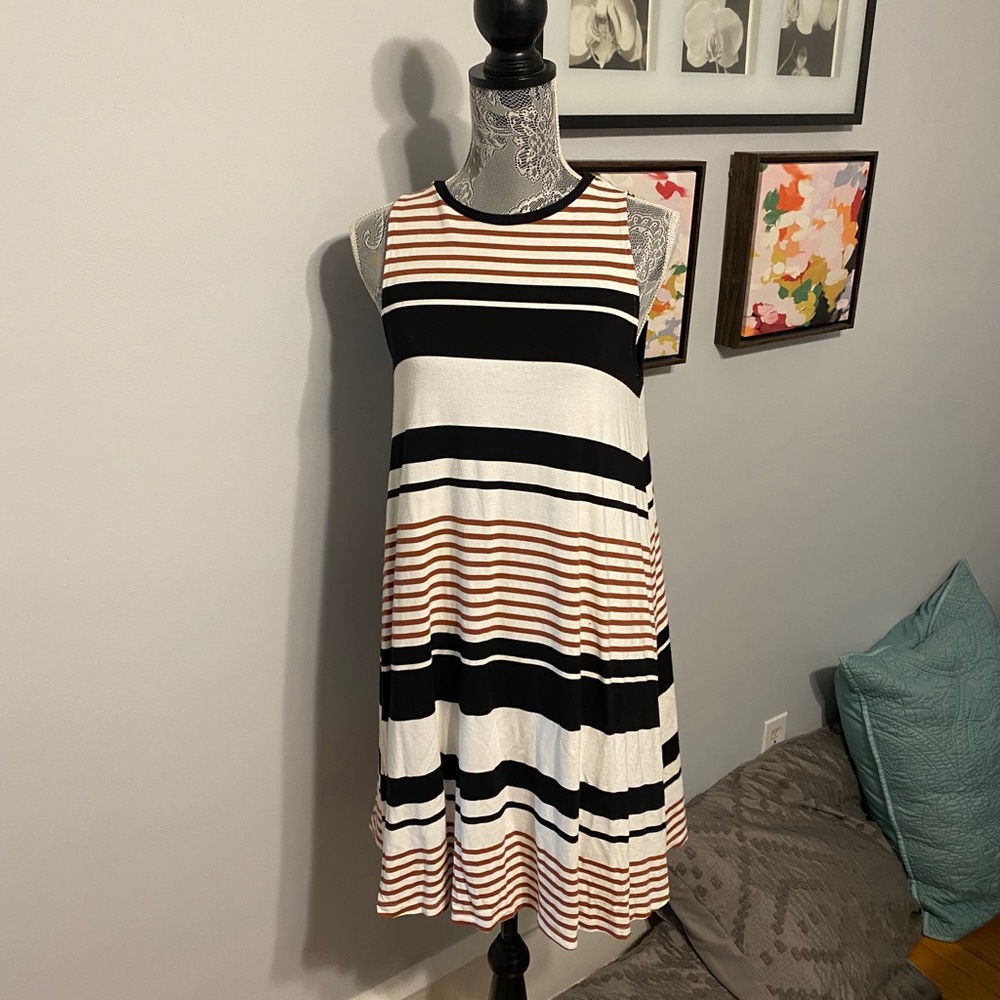 LOFT dress with tie back